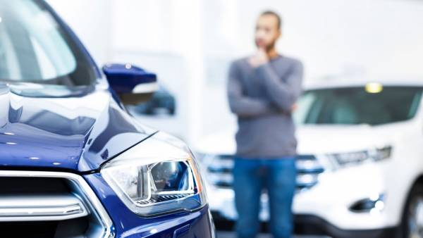 Mơ mua xe hơi đánh con gì để trúng lớn?